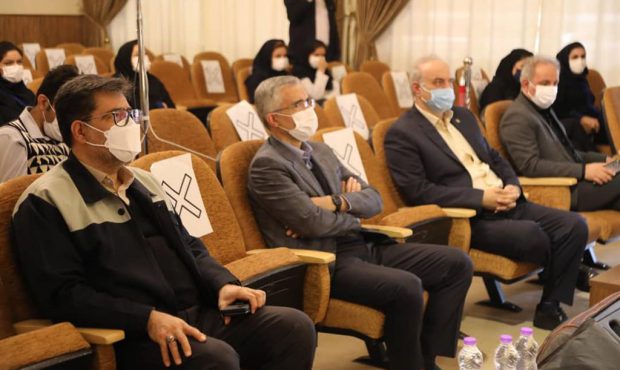 آیین جشن روز پرستار در بیمارستان شهید مطهری ذوب آهن اصفهان برگزار شد